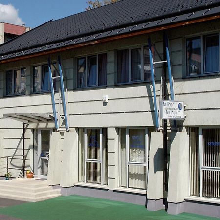 Kék Hold Hotel Marcali Buitenkant foto